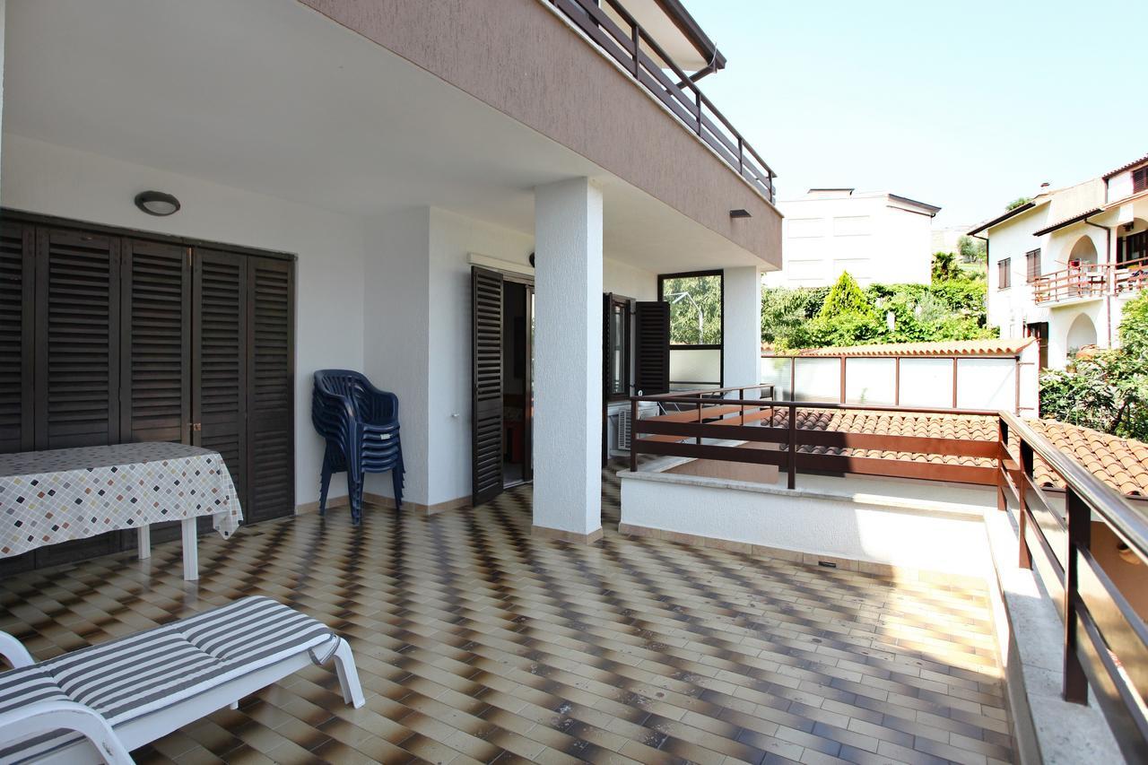 Spacious Izola Apartment Sl מראה חיצוני תמונה