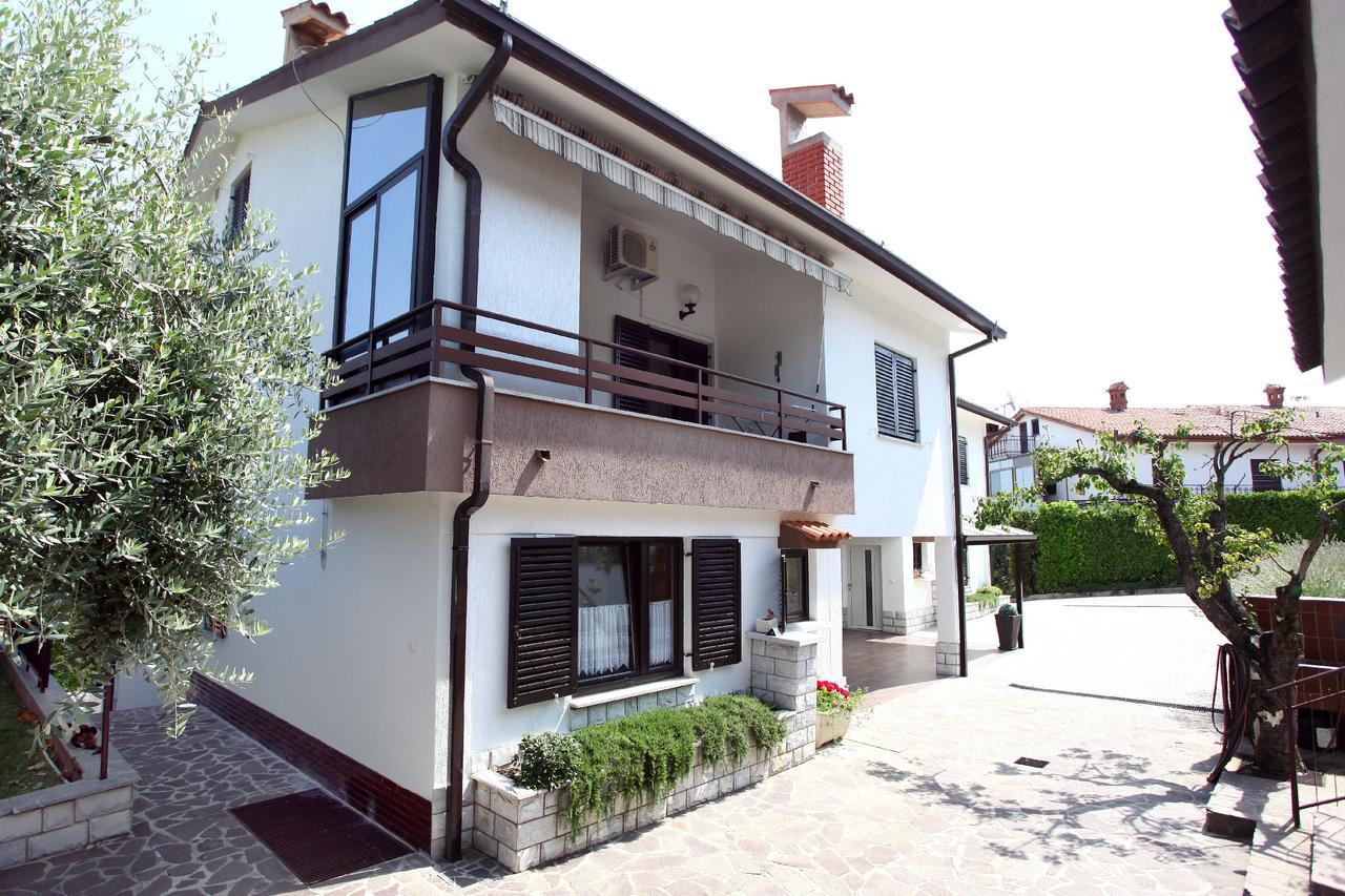 Spacious Izola Apartment Sl מראה חיצוני תמונה