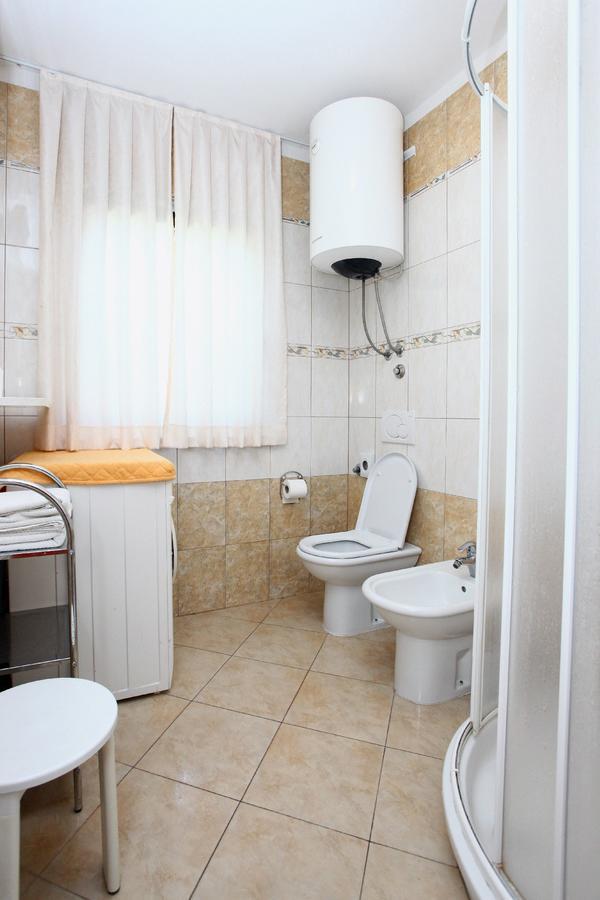 Spacious Izola Apartment Sl מראה חיצוני תמונה