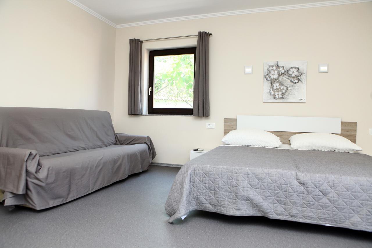 Spacious Izola Apartment Sl מראה חיצוני תמונה