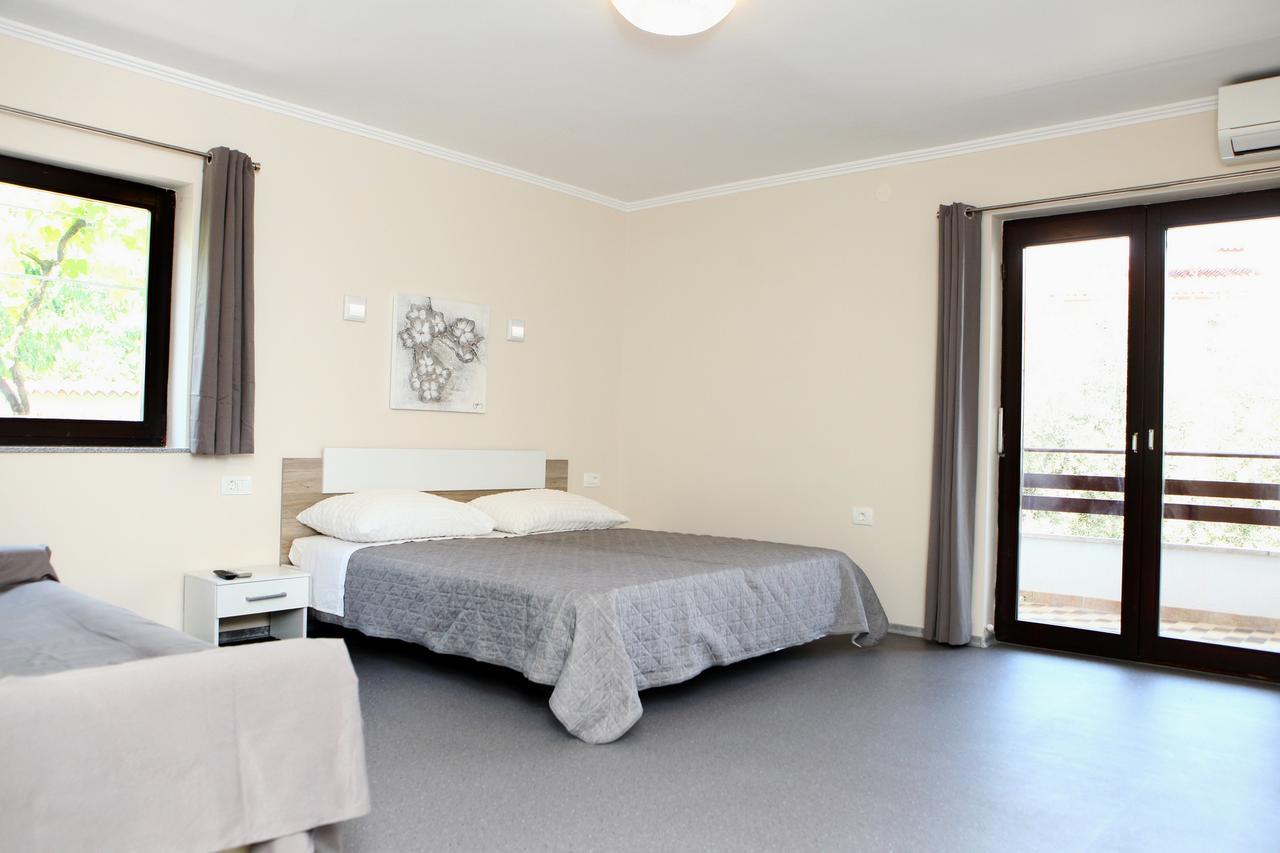 Spacious Izola Apartment Sl מראה חיצוני תמונה